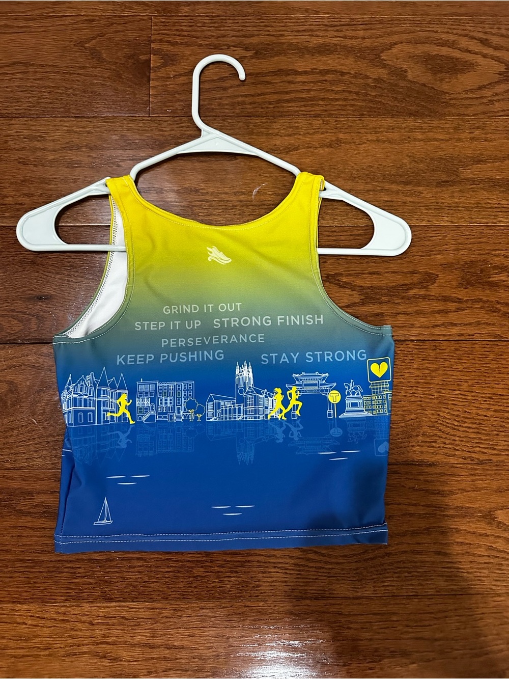 Boston Gradient Yellow-Blue Running Crop Top - Picture 2 of 2